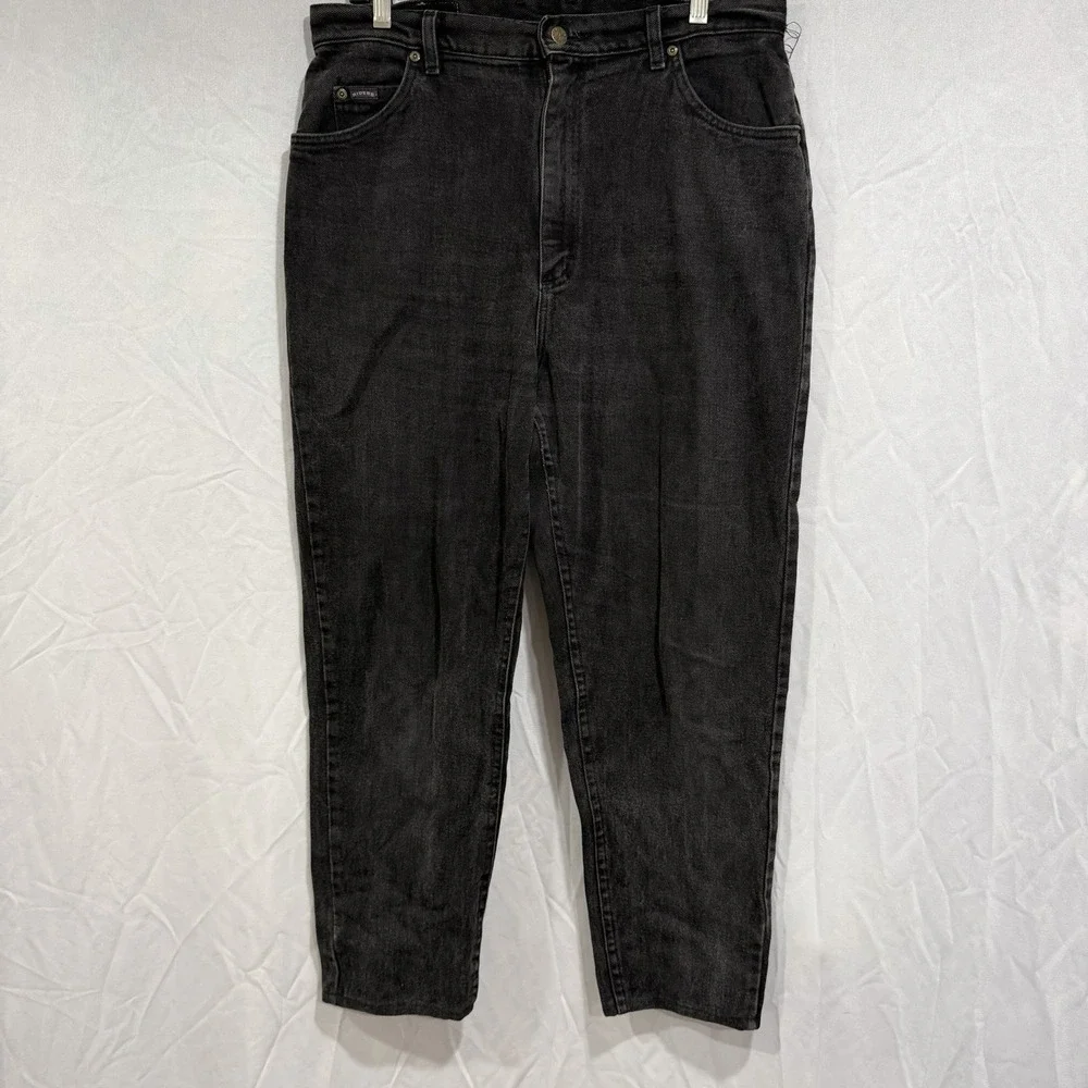 Lee product pair